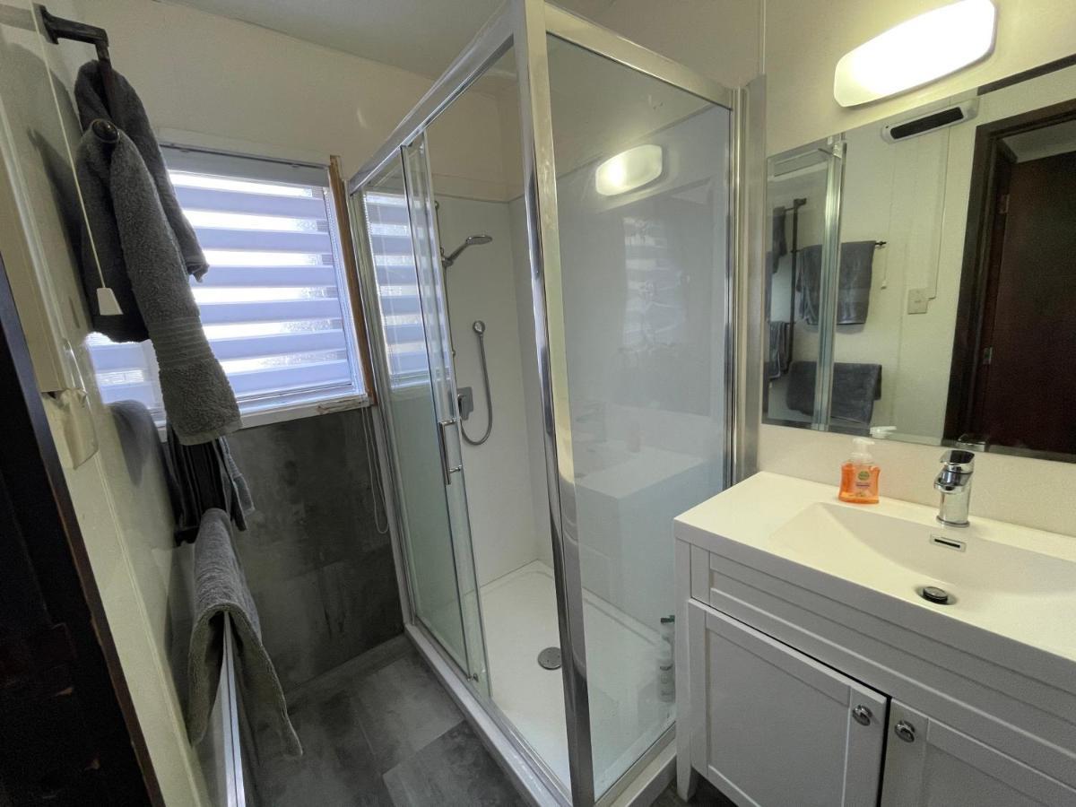 Cosy Farm Cottage In Pukekohe Close To Town Centre エクステリア 写真